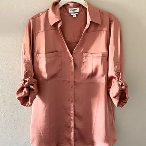 Express Rose button up